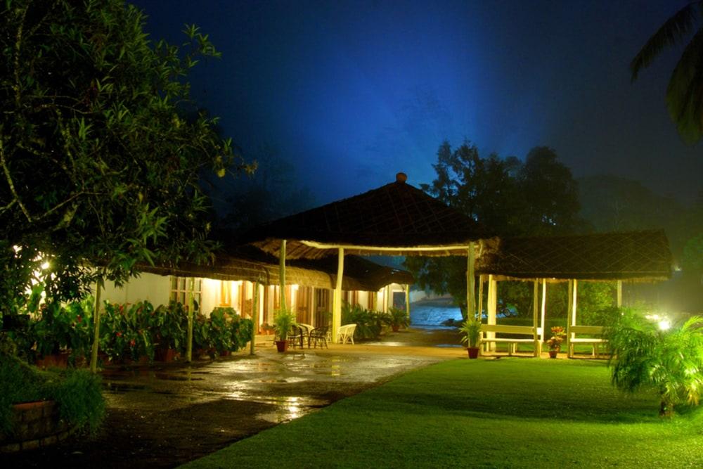 Carmelia Haven Resort Thekkady Luaran gambar